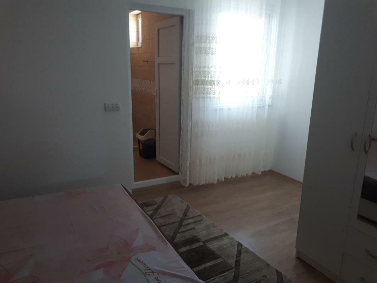 Tahiri Bellevue Apartments Ulcinj Exteriör bild